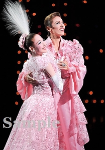 蘭寿・蘭乃 特別出演舞台写真／月組大劇場公演『宝塚をどり』『明日への指針 ―センチュリー号の航海日誌―』『TAKARAZUKA 花詩集100!!』