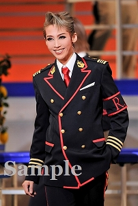 龍 真咲 ポケットスチール／月組大劇場公演『宝塚をどり』『明日への指針 ―センチュリー号の航海日誌―』『TAKARAZUKA 花詩集100!!』