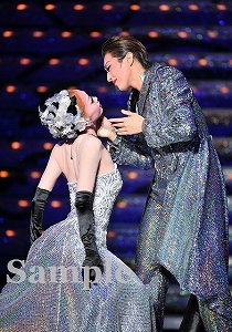 珠城・海乃 舞台写真／月組新人公演『明日への指針 ―センチュリー号の航海日誌―』『TAKARAZUKA 花詩集100!!』