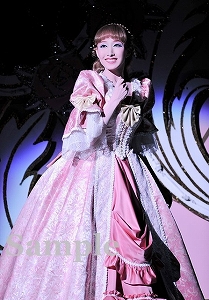 実咲凜音 舞台写真／宙組大劇場公演『ベルサイユのばら ―オスカル編―』