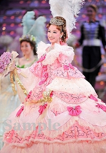 実咲凜音 舞台写真／宙組大劇場公演『ベルサイユのばら ―オスカル編―』