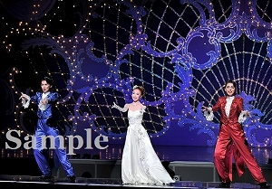 緒月・朝夏・実咲 舞台写真／宙組大劇場公演『ベルサイユのばら ―オスカル編―』