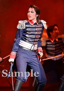 七海ひろき 役替わり舞台写真／宙組大劇場公演『ベルサイユのばら ―オスカル編―』