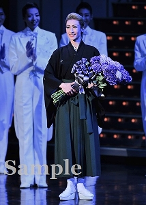 未涼 亜希 舞台写真／「壮 一帆サヨナラショー」