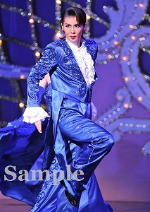 緒月遠麻 舞台写真／宙組東京公演『ベルサイユのばら ―オスカル編―』