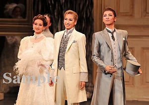 柚香・瀬戸・桜 舞台写真／花組宝塚バウホール公演『ノクターン ―遠い夏の日の記憶―』