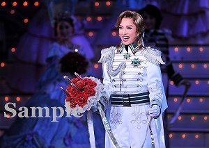 明日海りお 舞台写真／花組中日劇場公演『ベルサイユのばら ―フェルゼンとマリー・アントワネット編―』