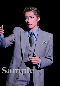 轟 悠 舞台写真／星組大劇場公演『The Lost Glory ―美しき幻影? 』『パッショネイト宝塚！』