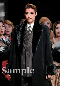 十輝いりす 舞台写真／星組大劇場公演『The Lost Glory ―美しき幻影? 』『パッショネイト宝塚！』