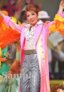 十輝いりす 舞台写真／星組大劇場公演『The Lost Glory ―美しき幻影? 』『パッショネイト宝塚！』