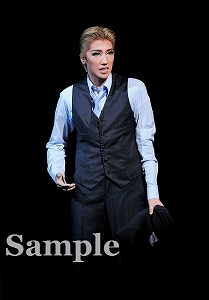 真風涼帆 舞台写真／星組大劇場公演『The Lost Glory ―美しき幻影? 』『パッショネイト宝塚！』