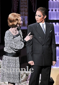 柚希・夢咲 舞台写真／星組大劇場公演『The Lost Glory ―美しき幻影? 』『パッショネイト宝塚！』