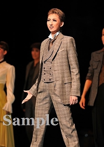 凪七 瑠海 舞台写真／月組日本青年館大ホール公演『THE　KINGDOM』