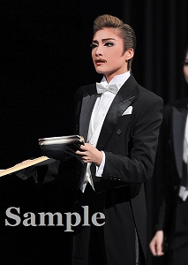 鳳月 杏 舞台写真／月組日本青年館大ホール公演『THE　KINGDOM』