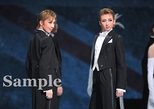 凪七・美弥 舞台写真／月組日本青年館大ホール公演『THE　KINGDOM』