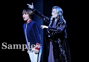 明日海・矢吹 舞台写真／花組大劇場公演『エリザベート ―愛と死の輪舞（ロンド）―』