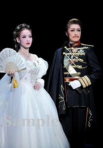 北翔・蘭乃 舞台写真／花組大劇場公演『エリザベート ―愛と死の輪舞（ロンド）―』