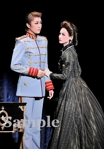 北翔・桜 舞台写真／花組大劇場公演『エリザベート ―愛と死の輪舞（ロンド）―』