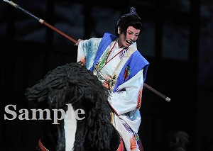 レア　舞台版 風魔の小次郎〈2枚組〉 Amazon.co.jp: 舞台版 風魔の小次郎 [DVD] : 村井良大, 進藤学