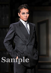 礼真琴 舞台写真／星組新人公演『The Lost Glory ―美しき幻影―』