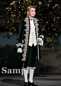 朝夏まなと 舞台写真／宙組全国ツアー公演『ベルサイユのばら ―フェルゼンとマリー・アントワネット編―』