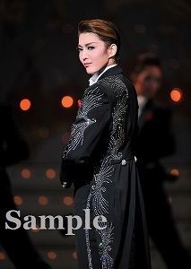 朝夏まなと 舞台写真／宙組全国ツアー公演『ベルサイユのばら ―フェルゼンとマリー・アントワネット編―』