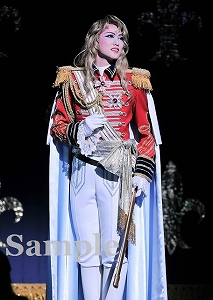 七海ひろき 舞台写真／宙組全国ツアー公演『ベルサイユのばら ―フェルゼンとマリー・アントワネット編―』