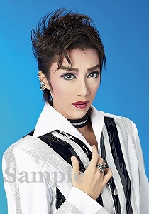 美弥 るりか スチール写真／月組公演『PUCK（パック）』『CRYSTAL TAKARAZUKA ―イメージの結晶―』