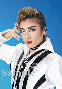 鳳月 杏 スチール写真／月組公演『PUCK（パック）』『CRYSTAL TAKARAZUKA ―イメージの結晶―』