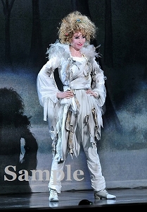 龍 真咲 舞台写真／月組大劇場公演『PUCK（パック）』『CRYSTAL TAKARAZUKA ―イメージの結晶―』