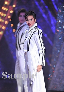 美弥るりか 舞台写真／月組大劇場公演『PUCK（パック）』『CRYSTAL TAKARAZUKA ―イメージの結晶―』