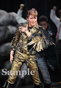 珠城りょう 舞台写真／月組大劇場公演『PUCK（パック）』『CRYSTAL TAKARAZUKA ―イメージの結晶―』