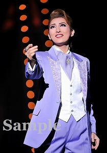 珠城りょう 舞台写真／月組大劇場公演『PUCK（パック）』『CRYSTAL TAKARAZUKA ―イメージの結晶―』