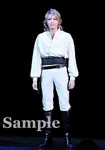 朝夏まなと 舞台写真／宙組大劇場公演『白夜の誓い ―グスタフIII世、誇り高き王の戦い―』『PHOENIX 宝塚!! ―蘇る愛―』