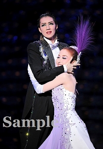 凰稀・実咲 舞台写真／宙組大劇場公演『白夜の誓い ―グスタフIII世、誇り高き王の戦い―』『PHOENIX 宝塚!! ―蘇る愛―』