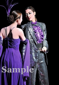 凰稀・伶美 舞台写真／宙組大劇場公演『白夜の誓い ―グスタフIII世、誇り高き王の戦い―』『PHOENIX 宝塚!! ―蘇る愛―』