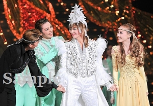 凰稀・緒月・朝夏・実咲 舞台写真／宙組大劇場公演『白夜の誓い ―グスタフIII世、誇り高き王の戦い―』『PHOENIX 宝塚!! ―蘇る愛―』