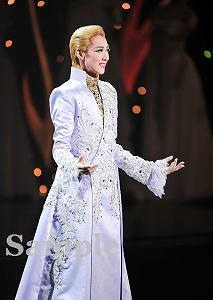 凰稀かなめ 舞台写真／「凰稀かなめサヨナラショー」