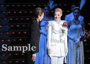 凰稀 紫峰 舞台写真／「凰稀かなめサヨナラショー」