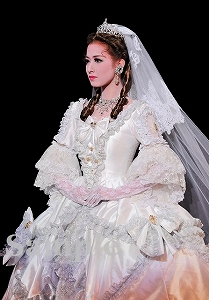 伶美うらら 舞台写真／宙組新人公演『白夜の誓い ―グスタフIII世、誇り高き王の戦い―』