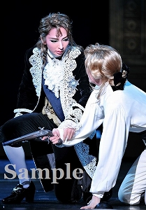 桜木・留依 舞台写真／宙組新人公演『白夜の誓い ―グスタフIII世、誇り高き王の戦い―』