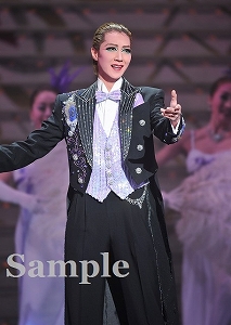 凰稀かなめ 舞台写真／宙組東京公演「白夜の誓い－グスタフIII世、誇り高き王の戦い－」「PHOENIX 宝塚!! ー蘇る愛ー」