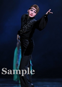 朝夏まなと 舞台写真／宙組東京公演「白夜の誓い－グスタフIII世、誇り高き王の戦い－」「PHOENIX 宝塚!! ー蘇る愛ー」