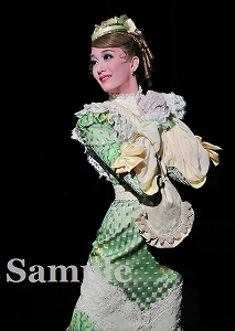 花乃まりあ 舞台写真／花組東京国際フォーラムホールC公演『Ernest in Love』