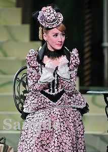 花乃まりあ 舞台写真／花組東京国際フォーラムホールC公演『Ernest in Love』