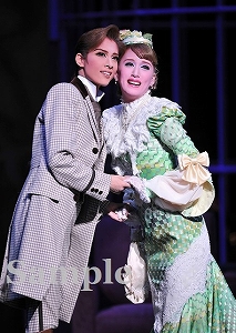 明日海 花乃 舞台写真／花組東京国際フォーラムホールC公演『Ernest in Love』