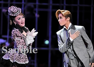 明日海 花乃 舞台写真／花組東京国際フォーラムホールC公演『Ernest in Love』