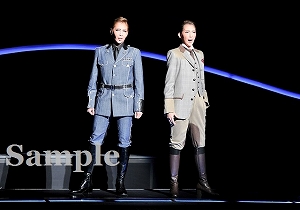 柚希 紅 舞台写真／星組大劇場公演『黒豹（くろひょう）の如（ごと）く』『Dear DIAMOND!!』