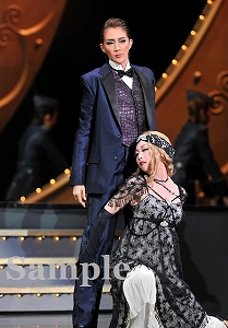 紅 妃海 舞台写真／星組大劇場公演『黒豹（くろひょう）の如（ごと）く』『Dear DIAMOND!!』