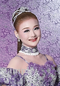 桜帆 ゆかり スチール写真／花組公演『カリスタの海に抱かれて』『宝塚幻想曲（タカラヅカ ファンタジア）』